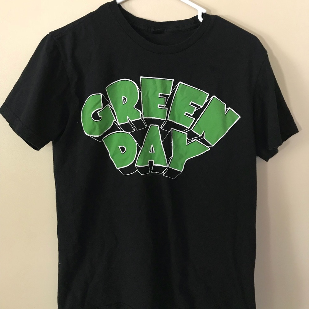 Sold**Green Day shirt